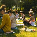 Meditation und Ruhe finden bei SOMMERJUNG, dem Ferienlager für Erwachsene